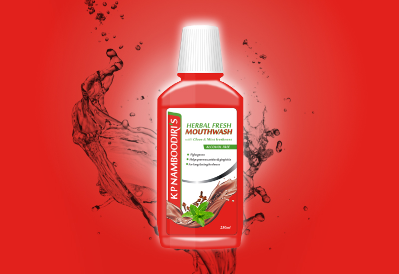 K P Namboodiri's Herbal Fresh Mouthwash with Clove and Mint freshness